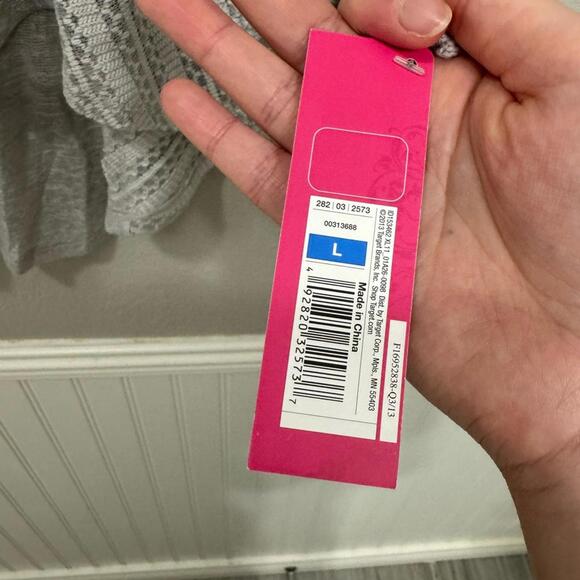 NWT Xhilaration Gray Sheer Lace Bohemian Long Sleeve Flowy Top- Size Large - Picture 6 of 6